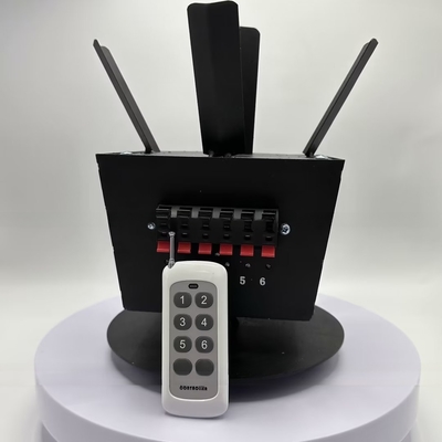 IP55 Rotating Fireworks Fountain Machine Máy điều khiển từ xa không dây 500m Fireworks Firing System